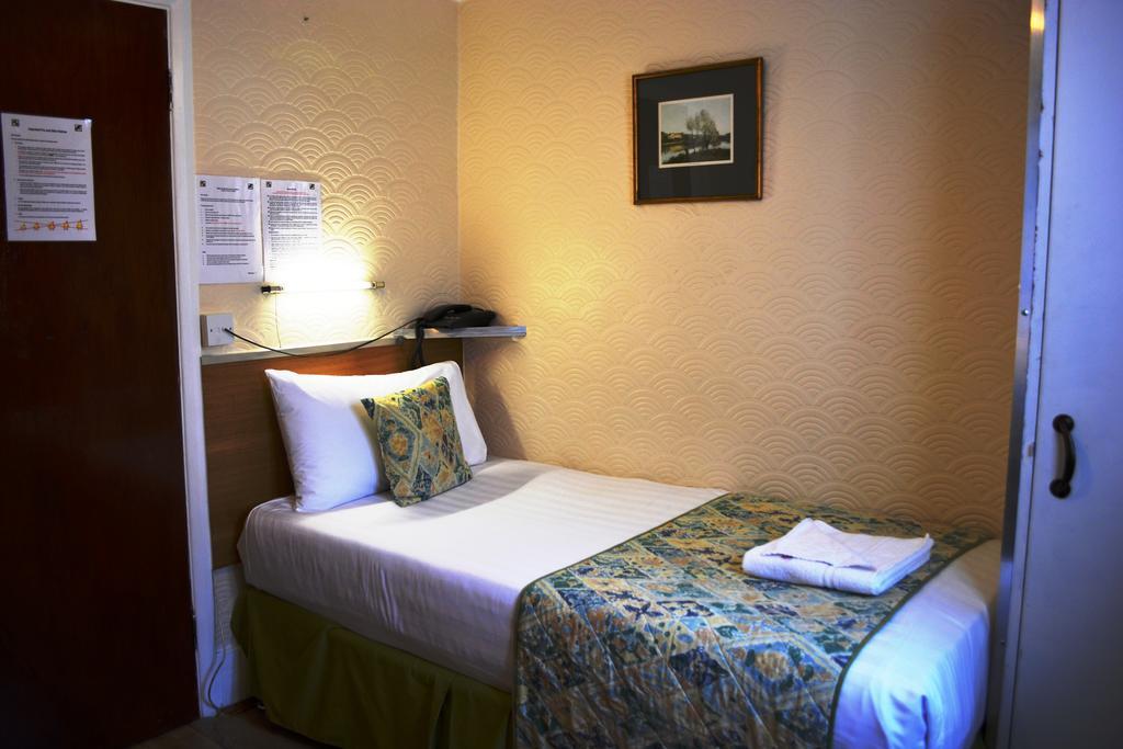 Falcon Hotel Londra Cameră foto